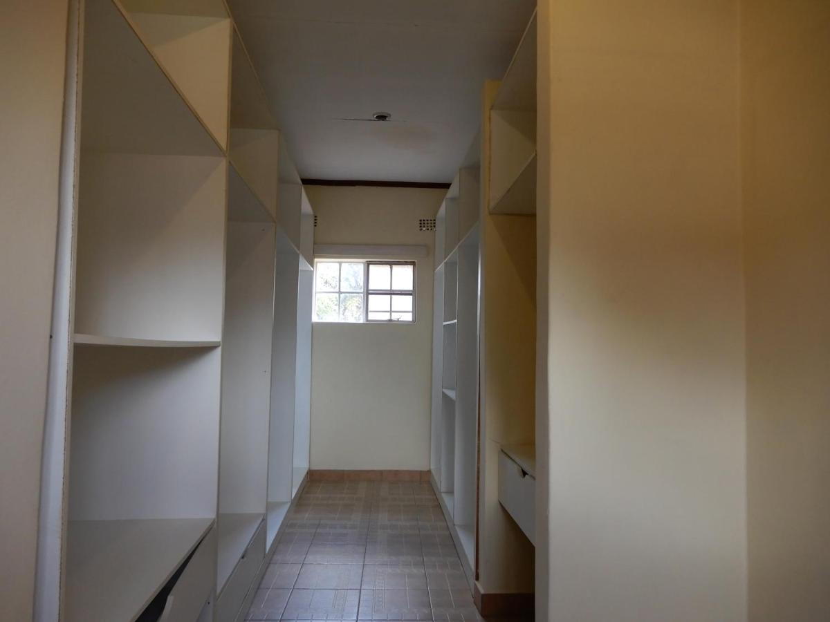 Quest Bed & Breakfast Lilongwe Bagian luar foto