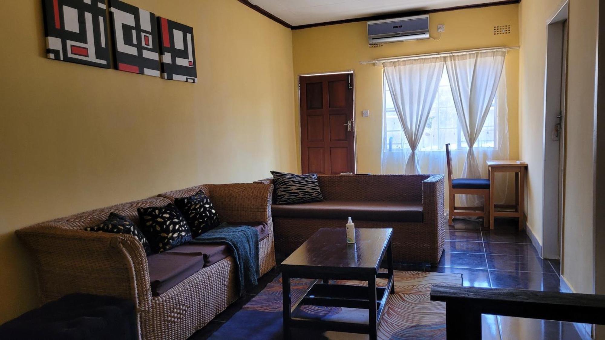 Quest Bed & Breakfast Lilongwe Bagian luar foto