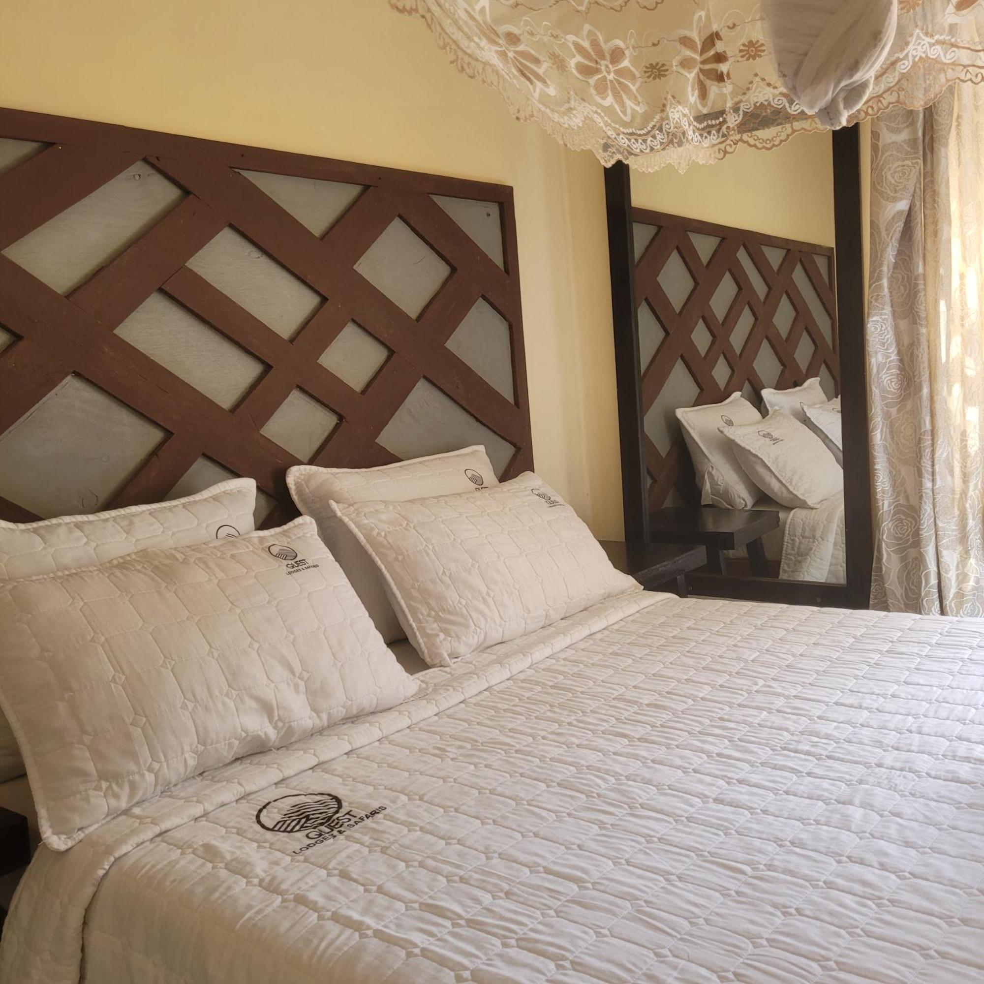 Quest Bed & Breakfast Lilongwe Bagian luar foto