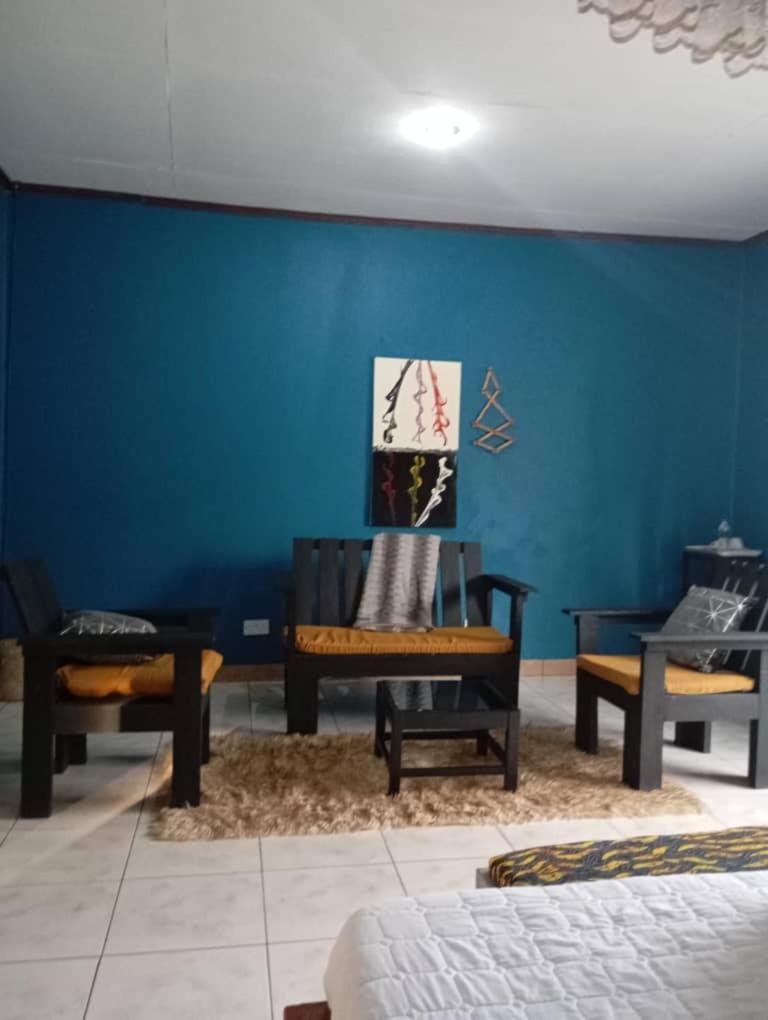 Quest Bed & Breakfast Lilongwe Bagian luar foto